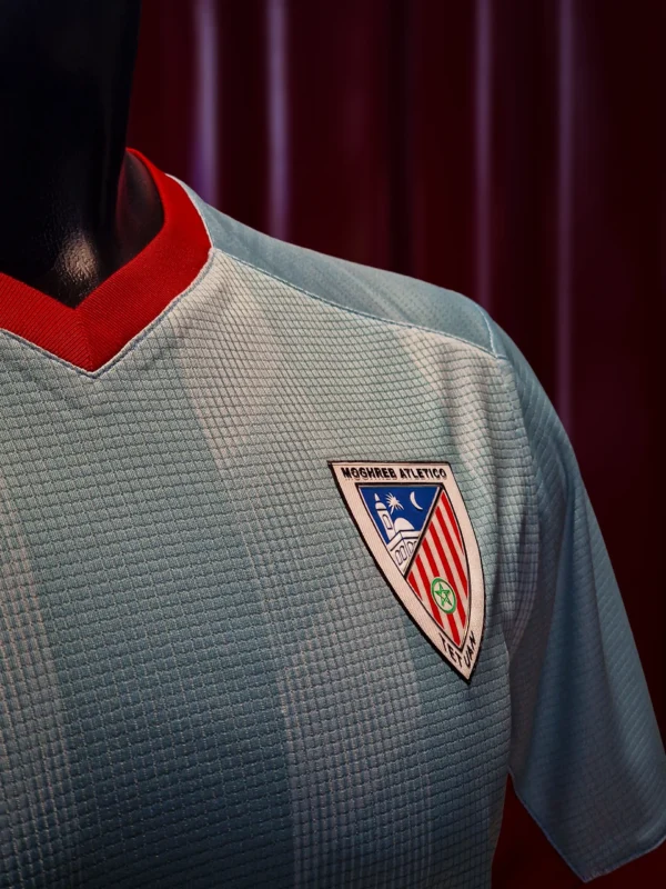 Maillot Moghreb Atlético Tétouan rouge et bleu clair