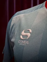 Maillot Moghreb Atlético Tétouan rouge et bleu clair