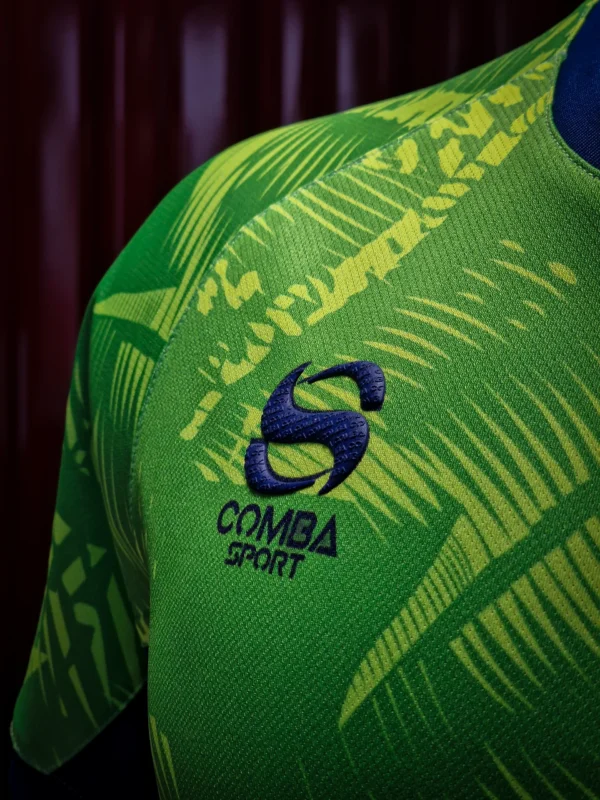 Moghreb Atlético Tetuán green and navy shirt