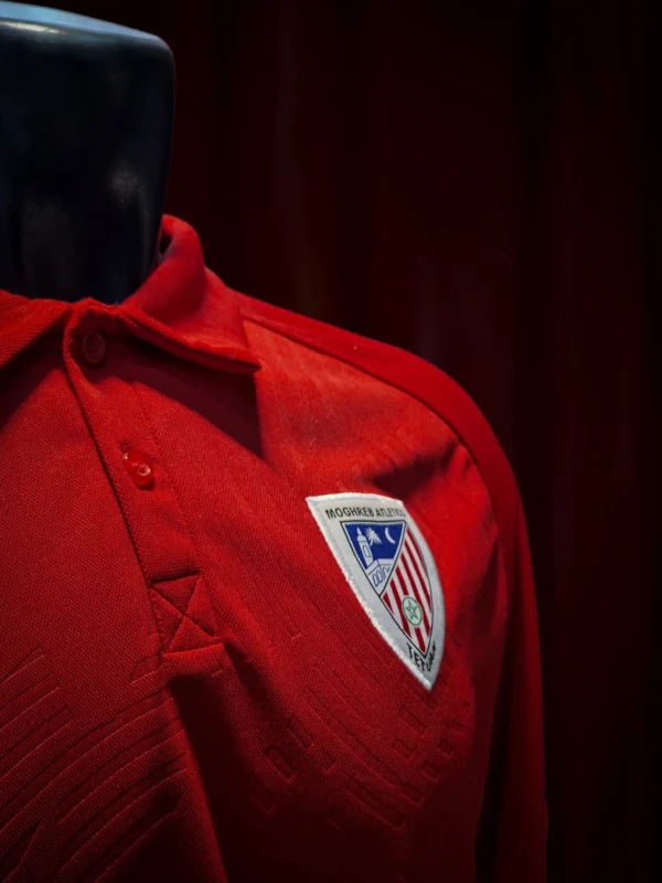 Moghreb Atlético Tetuán red polo shirt