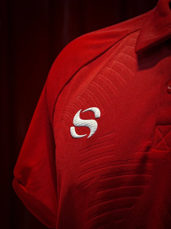 Moghreb Atlético Tetuán red polo shirt